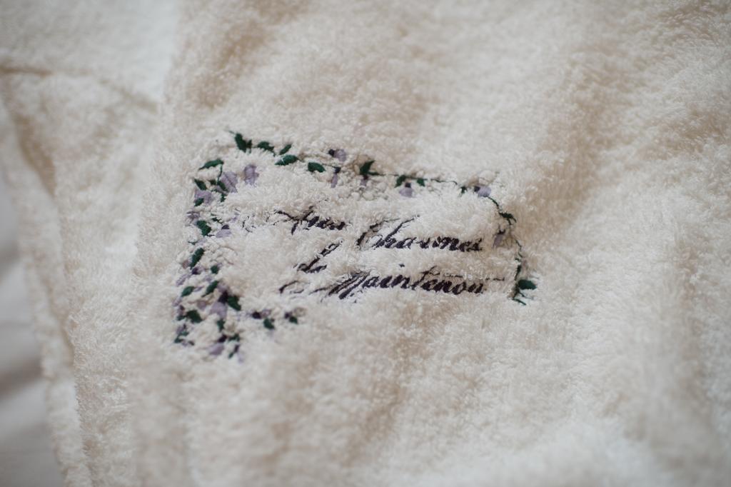 Aux Charmes De Maintenon Szoba fotó
