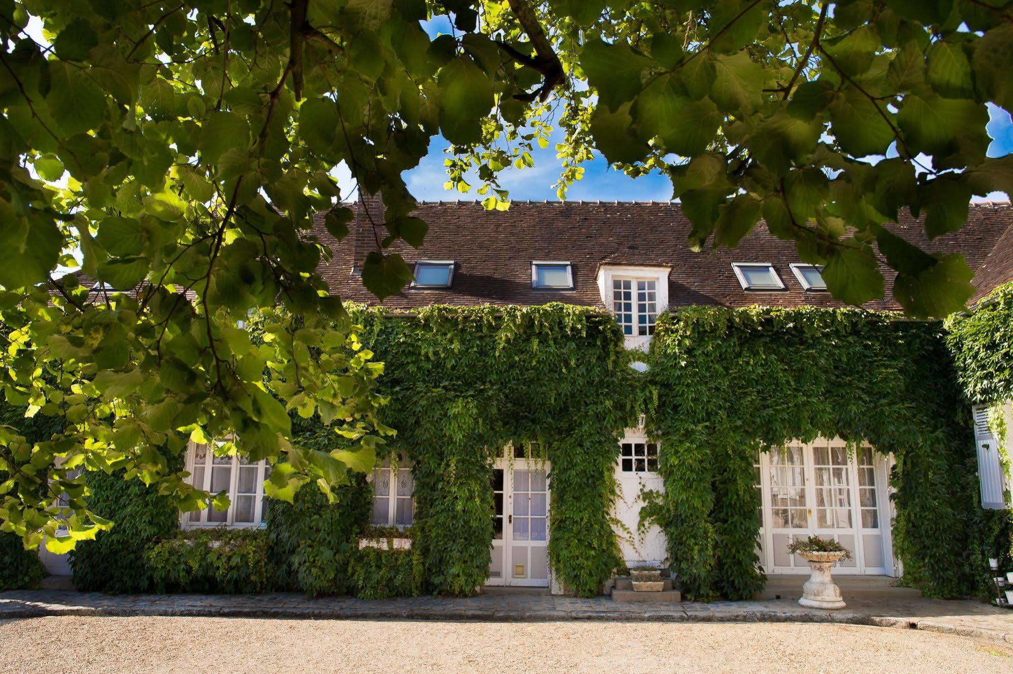 Aux Charmes De Maintenon Kültér fotó